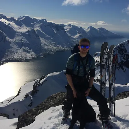 Eide Aurora Apartamento *